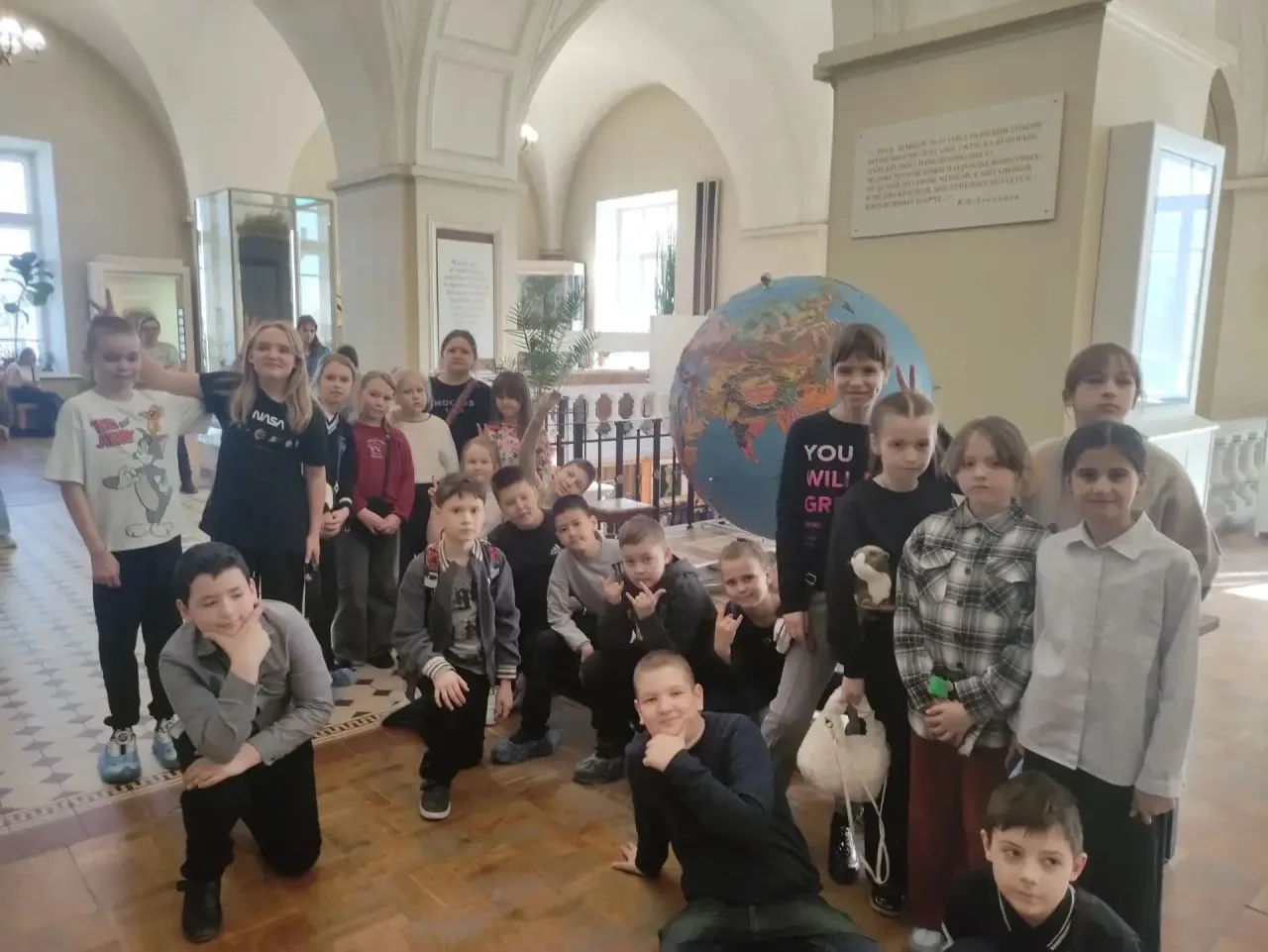 #ВотЭтоКЛАСС

Оглядываясь назад, понимаешь, как быстро летит время! И как важно наполнить его событи