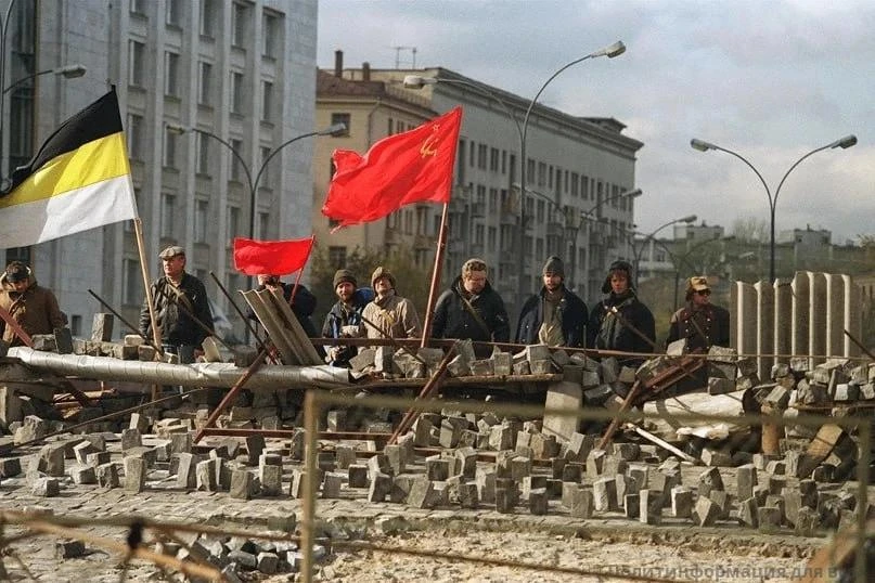 ❗️ В этот день, 4 октября, 33 год назад Ельцин под аплодисменты ворья, либералов и Запа...