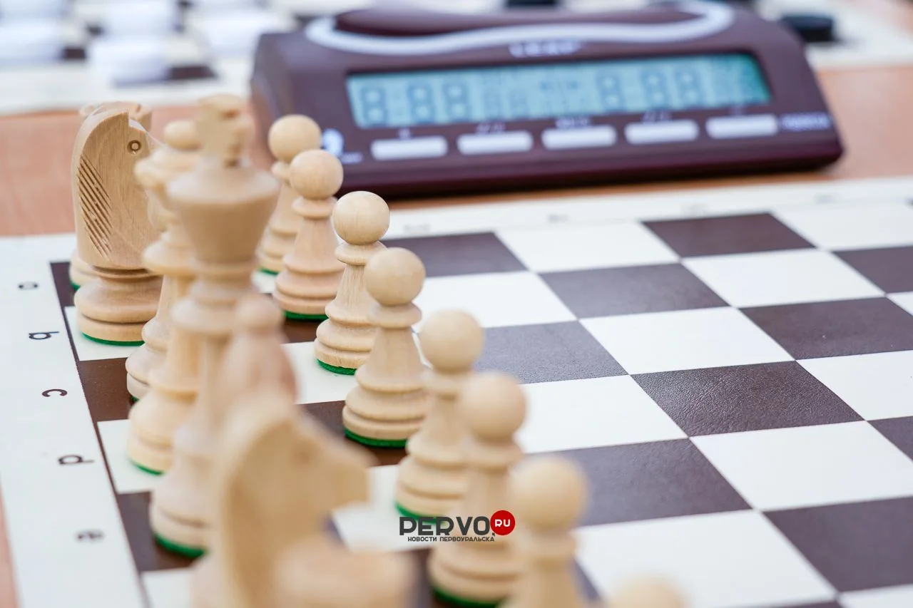 ♟️ ПМБУ ФКиС «Старт» приглашает ветеранов шахмат и пенсионеров принять участие в турнир...