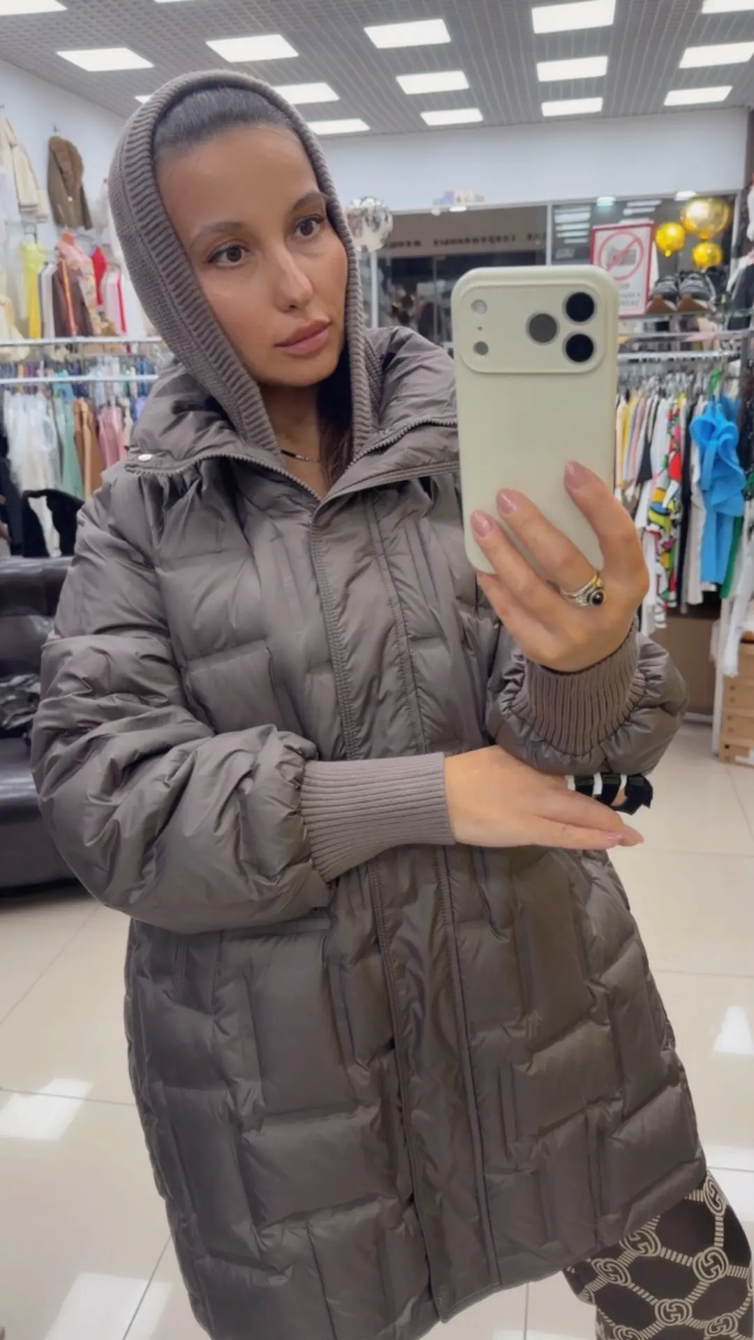 Куртка 42-52 : 7990-10%=7 200