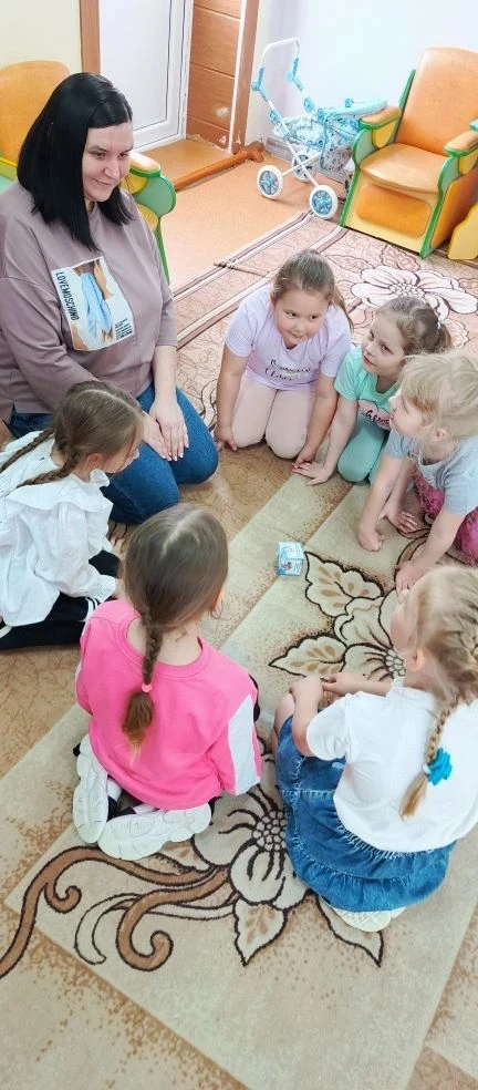 🚦️В нашем детском саду мы уделяем особое внимание обучению детей правилам дорожного дв...