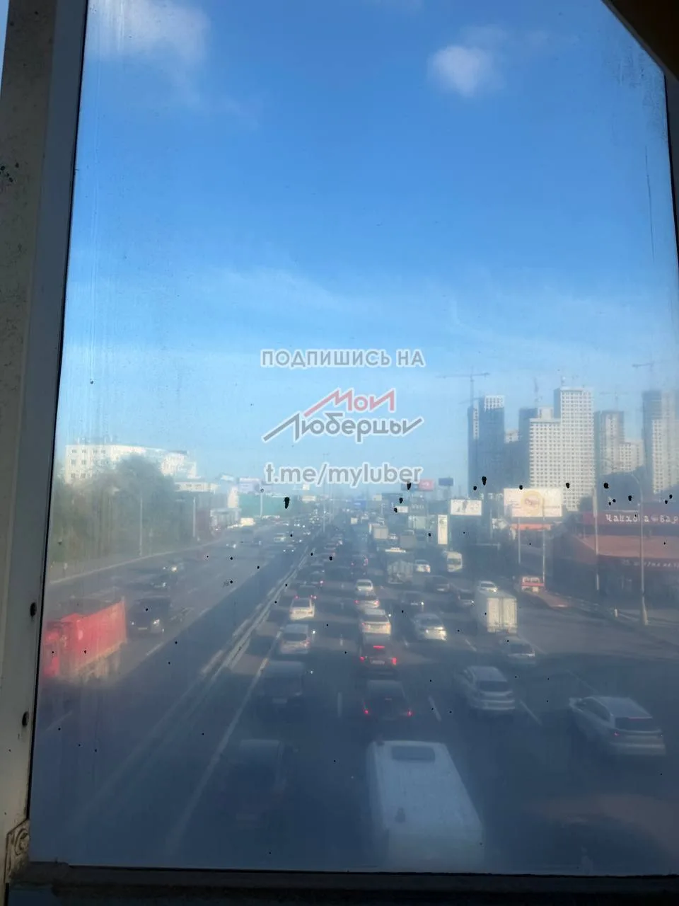 Пробка в сторону области на Новорязанском шоссе от Котельников и до горизонта