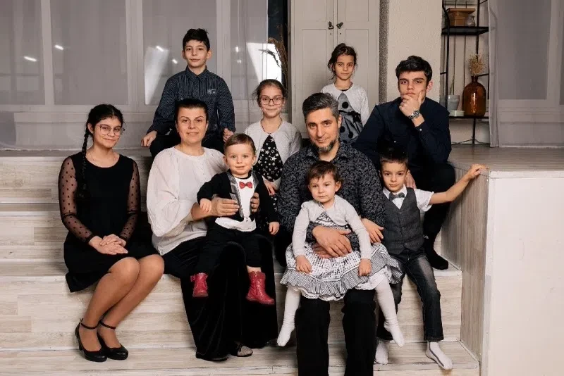 Семья Шиндак из Архангельска удостоена ордена «Родительская слава». Указ подписал Прези...