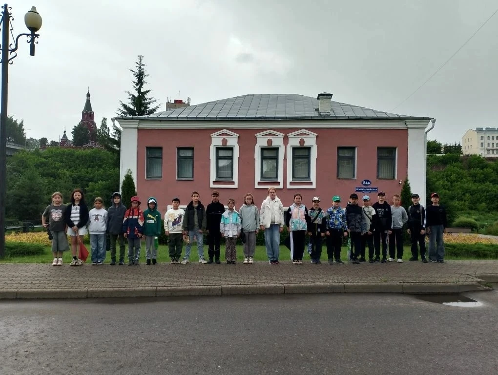 🌞ЛЕТНИЙ ЛАГЕРЬ🌞
19 июня ребята из лагеря "Маяк" посетили Ржевский краеведческий музей.