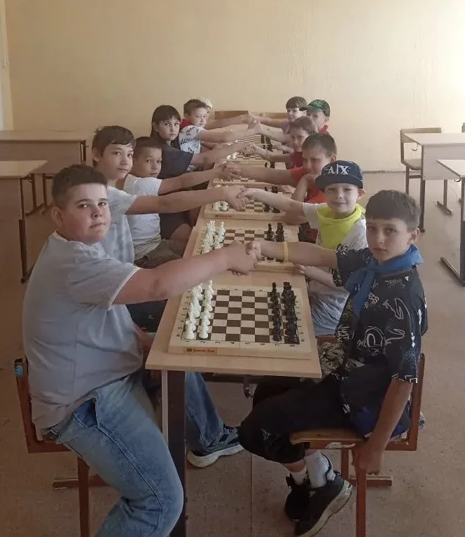 ♟️ Интеллектуальный баттл: как прошли шахматные баталии!