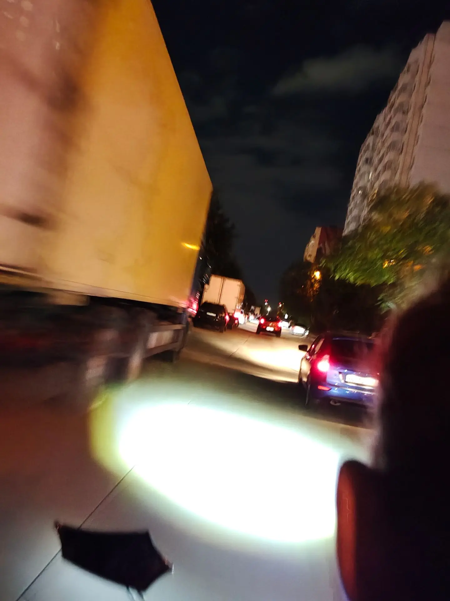 Всех с пятницей и хороших выходных, а мы погнали🛵