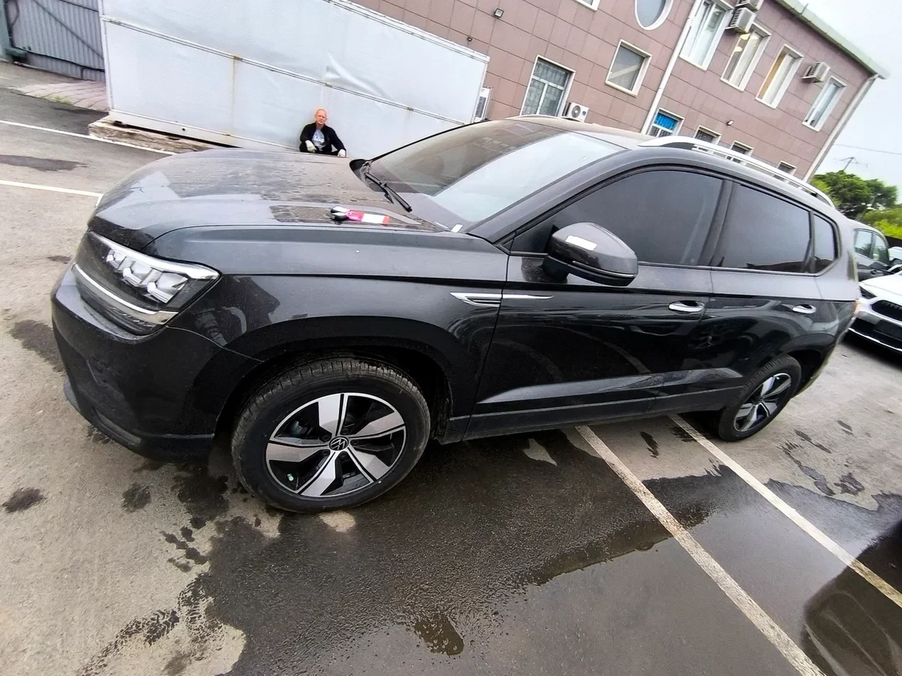 😊 Друзья, добрый день! 👋

❗️Разгрузили и приняли на СВХ автомобиль  Volkswagen Tharu нашей дорогой
