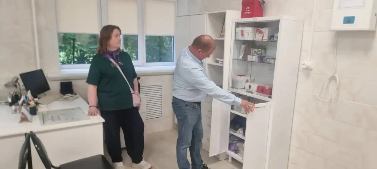 Проинпектировал готовность отремонтированного медицинского блока в подразделении для детей с нарушен