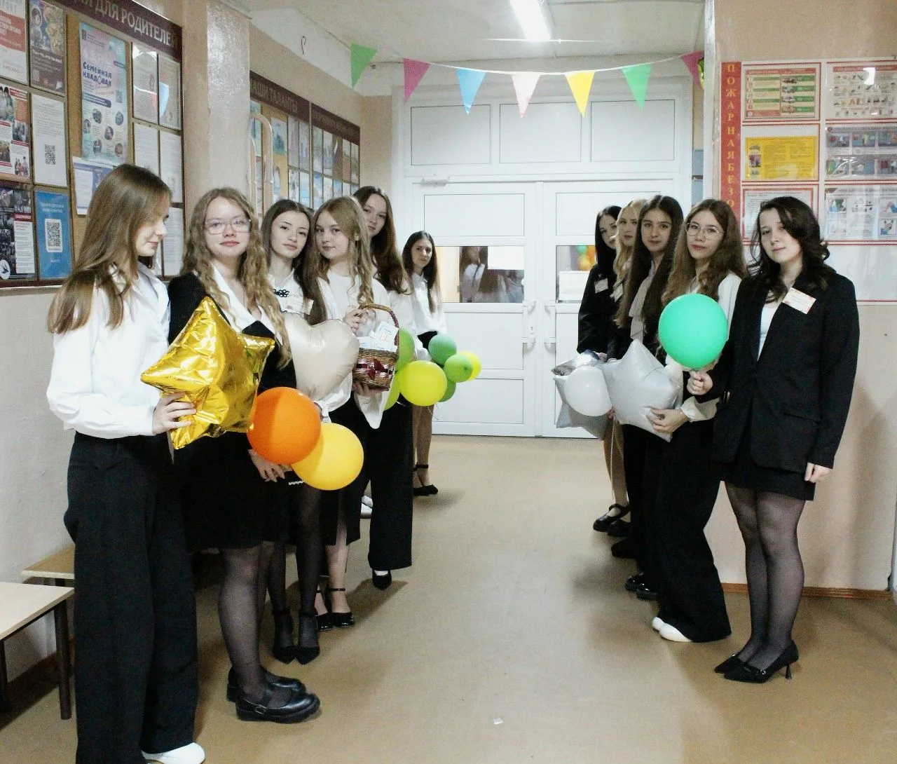 👧🏫  В нашей школе прошёл День Самоуправления! 🎉✨🏫👧