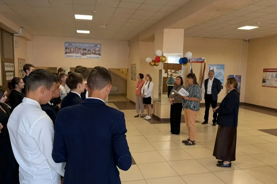 ⚡Выпускники сдали экзамен по русскому языку

✅4 июня участники ГИА-11 сдали один из обязательных пре