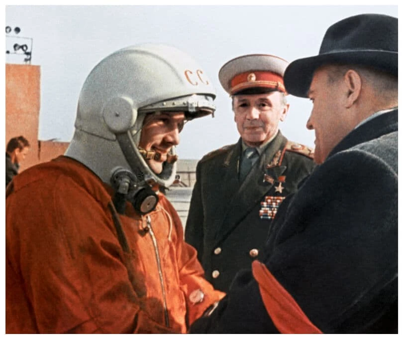 🌠 65 лет триумфа: с Днём космонавтики, друзья! 🌠  12 апреля 1961 года произошло событие, изменившее 