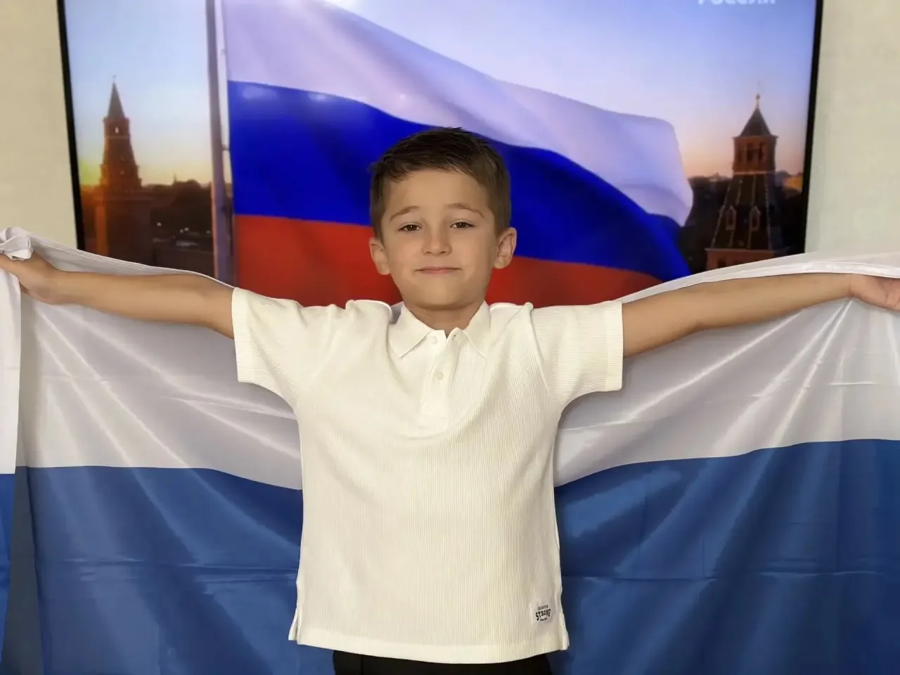 🇷🇺 22 августа -День Государственного флага Российской Федерации