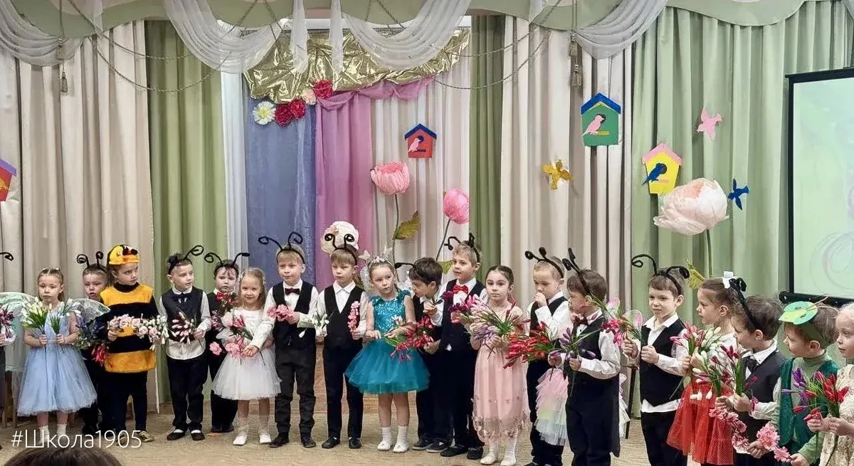 🌷 Весенние праздники для мам  Накануне 8 марта в дошкольном отделении 1 прошли яркие и тёплые праздн