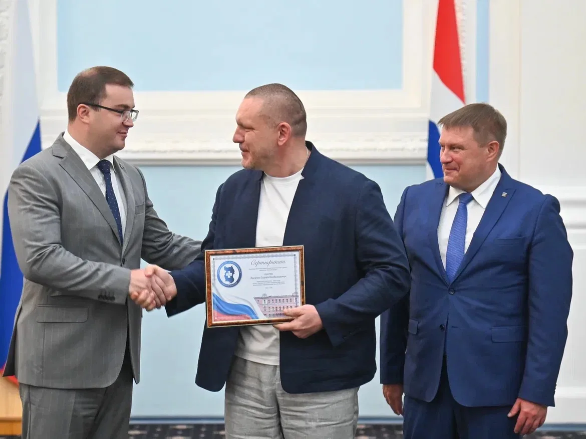 Лучший врач Омской области работает в КМХЦ!

Заведующий отделением гнойной остеологии Сергей Владими