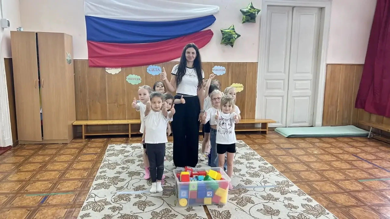 Сегодня в России отмечается День Физкультурника!