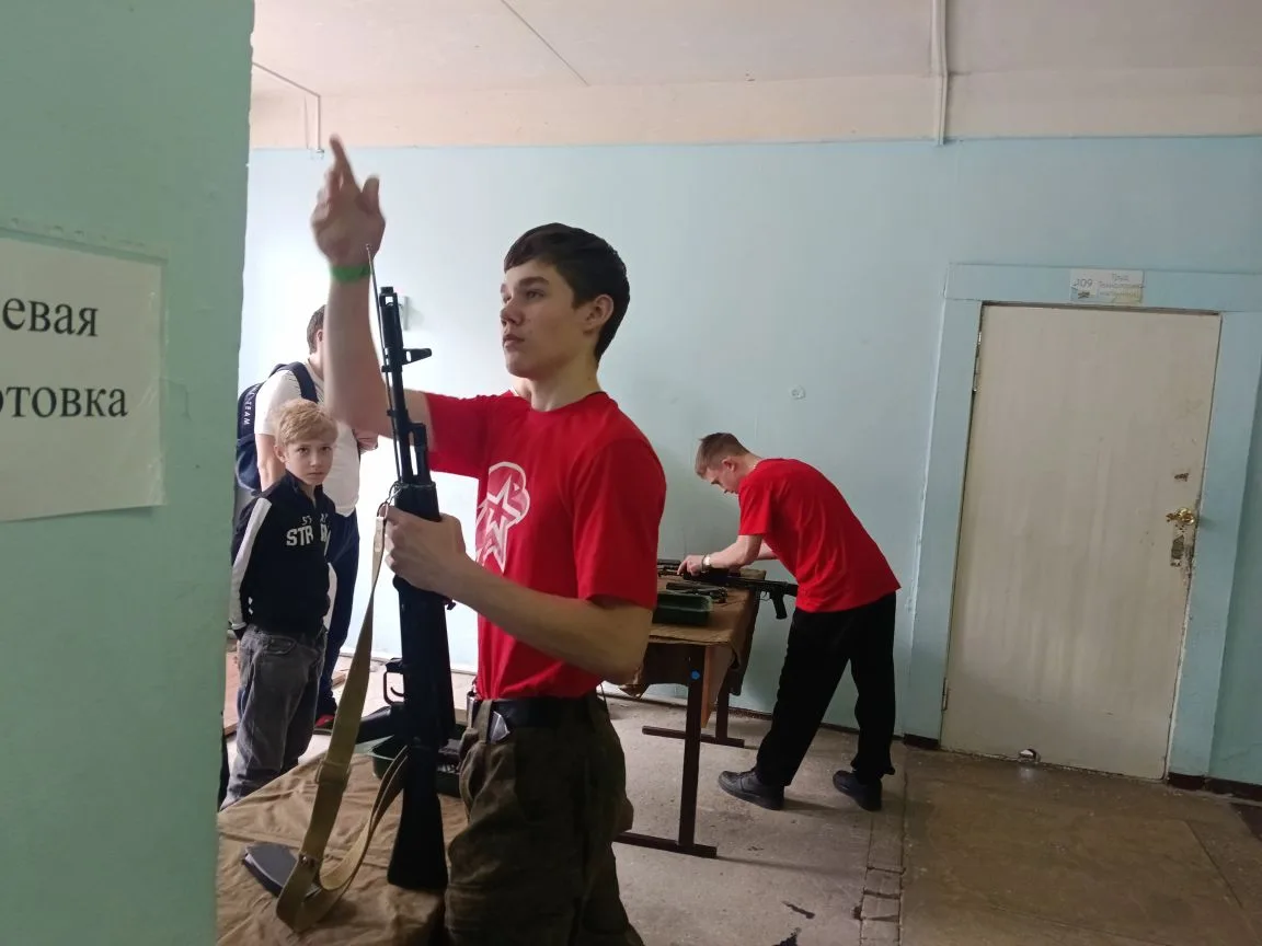 🔥 Отряд Лицея «57-ой успех» принял участие во Всероссийской военно-патриотической игре «Зарница 2.0»