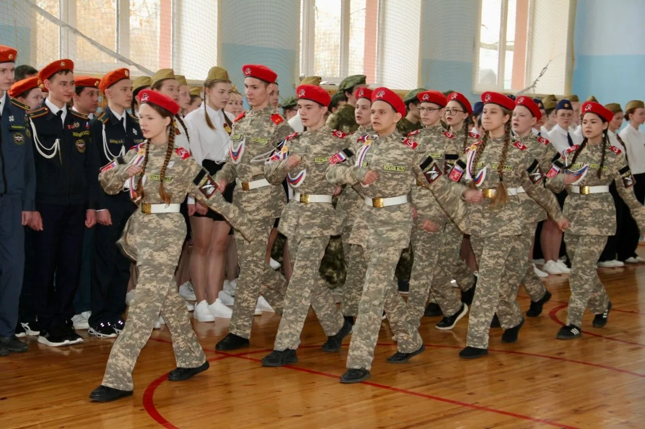 Командный дух в каждом шаге!