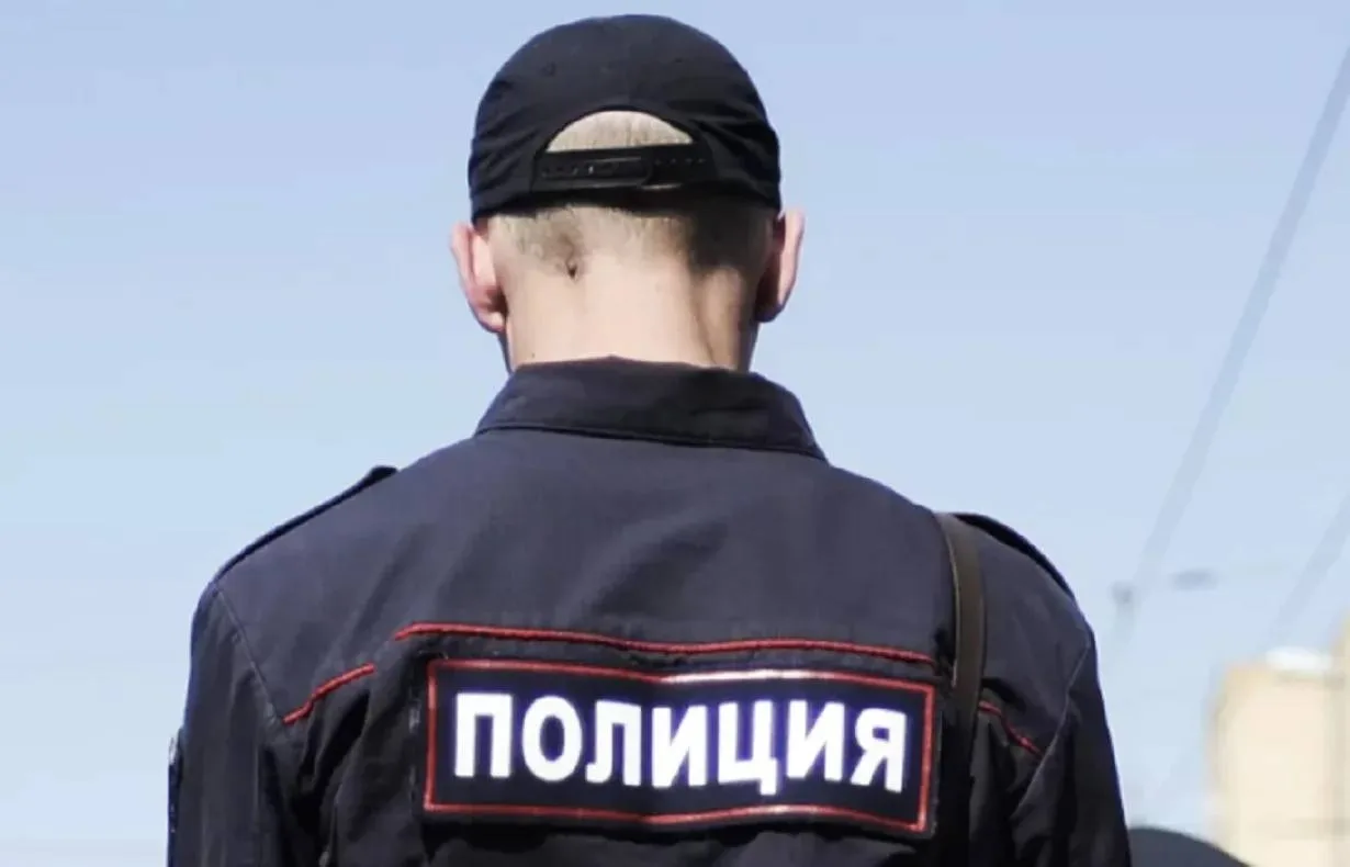 На Новом Городке за ДК Медведева прохожие обнаружили тело мужчины

Полиция выясняет причину смерти ч