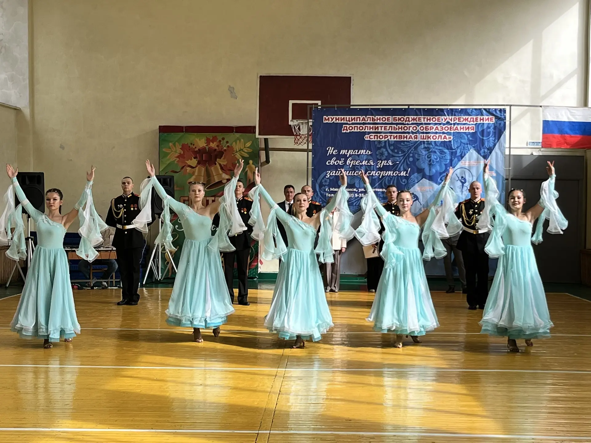 🛎️🍁Сегодня хореографический ансамбль «Юность в погонах» стали почетными гостями и уча...