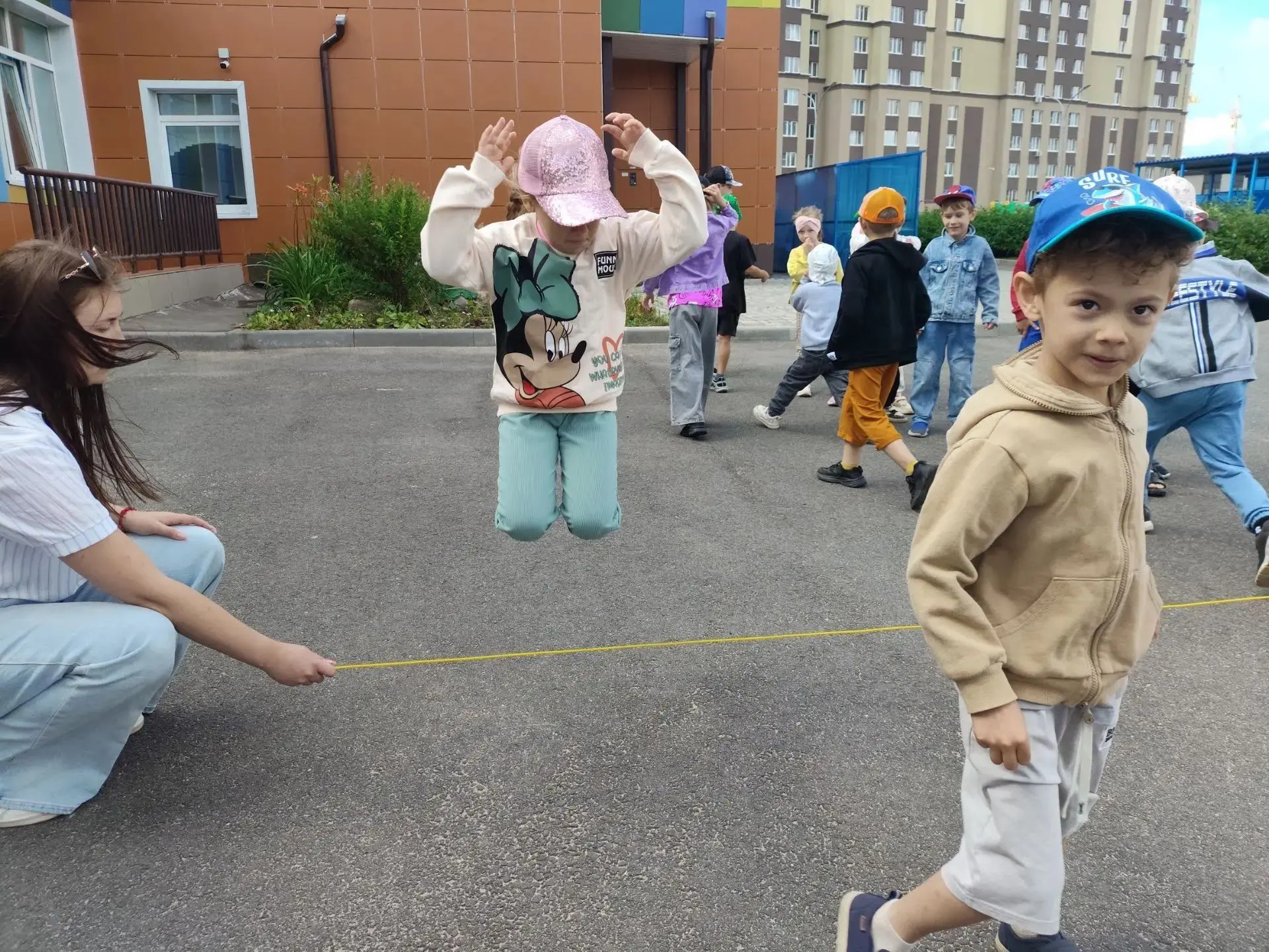 «Ловим ритм и заряжаемся энергией!  День скакалки — это про движение, веселье и простые радости. Пус
