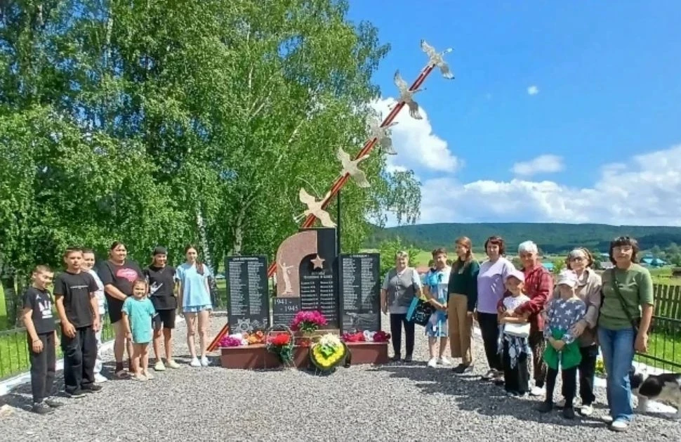 🔥Урмантау ауылында быйыл Еңеү көнөнә урындағы халыҡтың тырышлығы менән Бөйөк Ватан һуғышында һәләк 