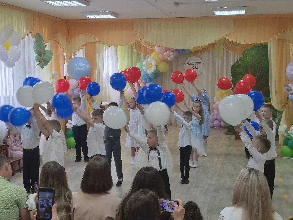 Путешествие в Лукоморье: как наши «Светлячки» искали сокровища!
Сегодня в нашем детском саду состоял