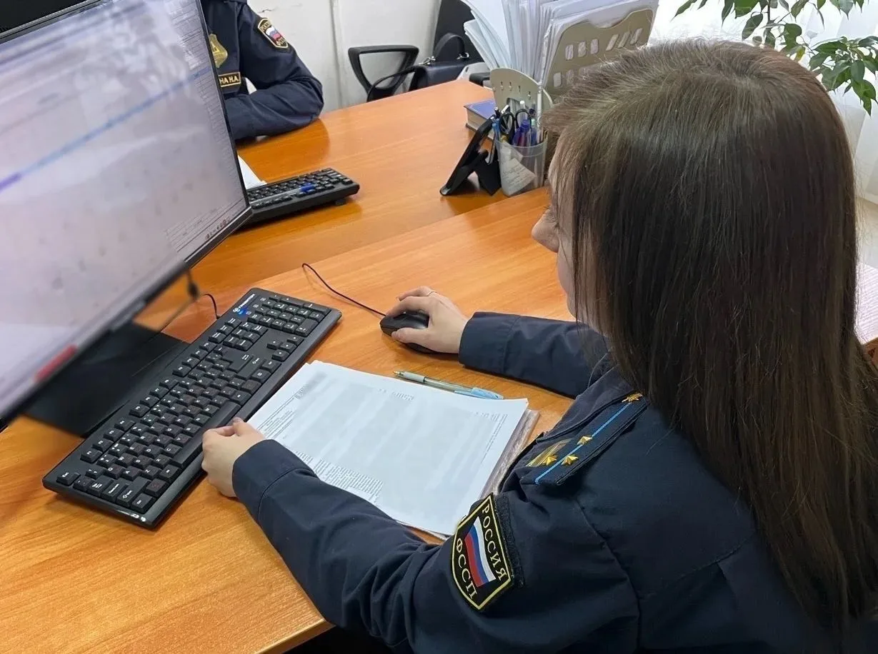Работодатель не хотел выплачивать заработную плату: вмешались судебные приставы

Саратовец работал м