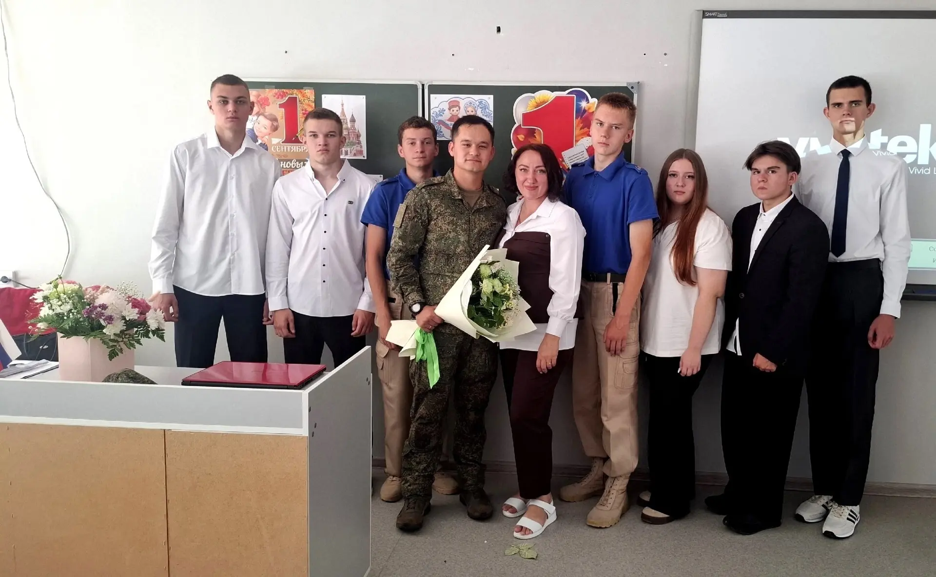 Юнармейцы отряда "Крепость" средней школы села Сухая Лубна Липецкого муниципального окр...