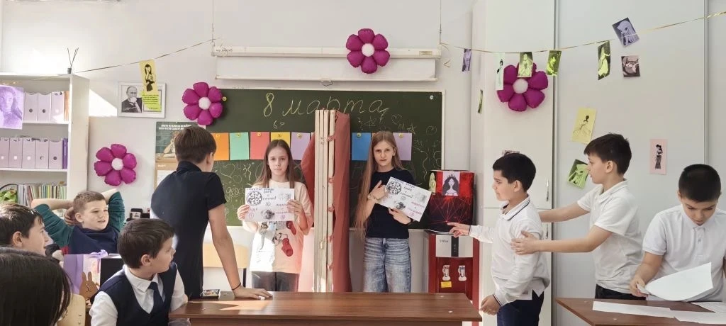 🌸Весенний переполох в 5"Г"🌸  В 5 «Г» классе звенел смех и царила атмосфера радости! Мы чудесно отмет
