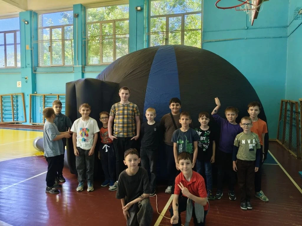 1 июня — День защиты детей! 🎈
Сегодняшний день в нашем школьном лагере получился по-настоящему косм