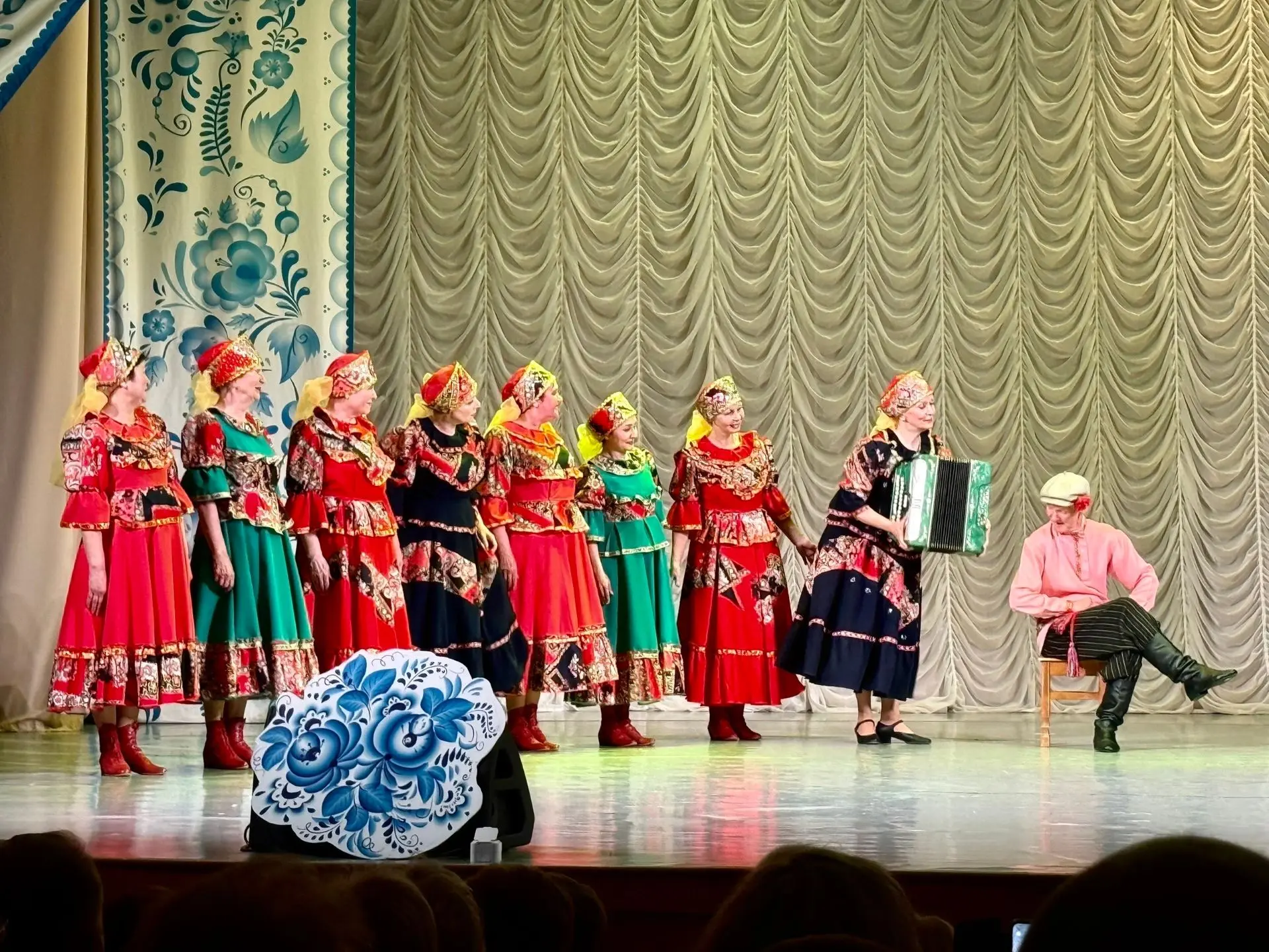 Наши коллективы покорили «Осеннее очарование»!