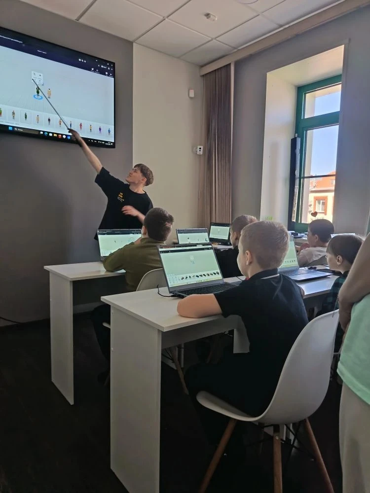 🖥️Сегодня учащиеся 3-г класса совершили увлекательное путешествие в мир высоких технологий, посетив 