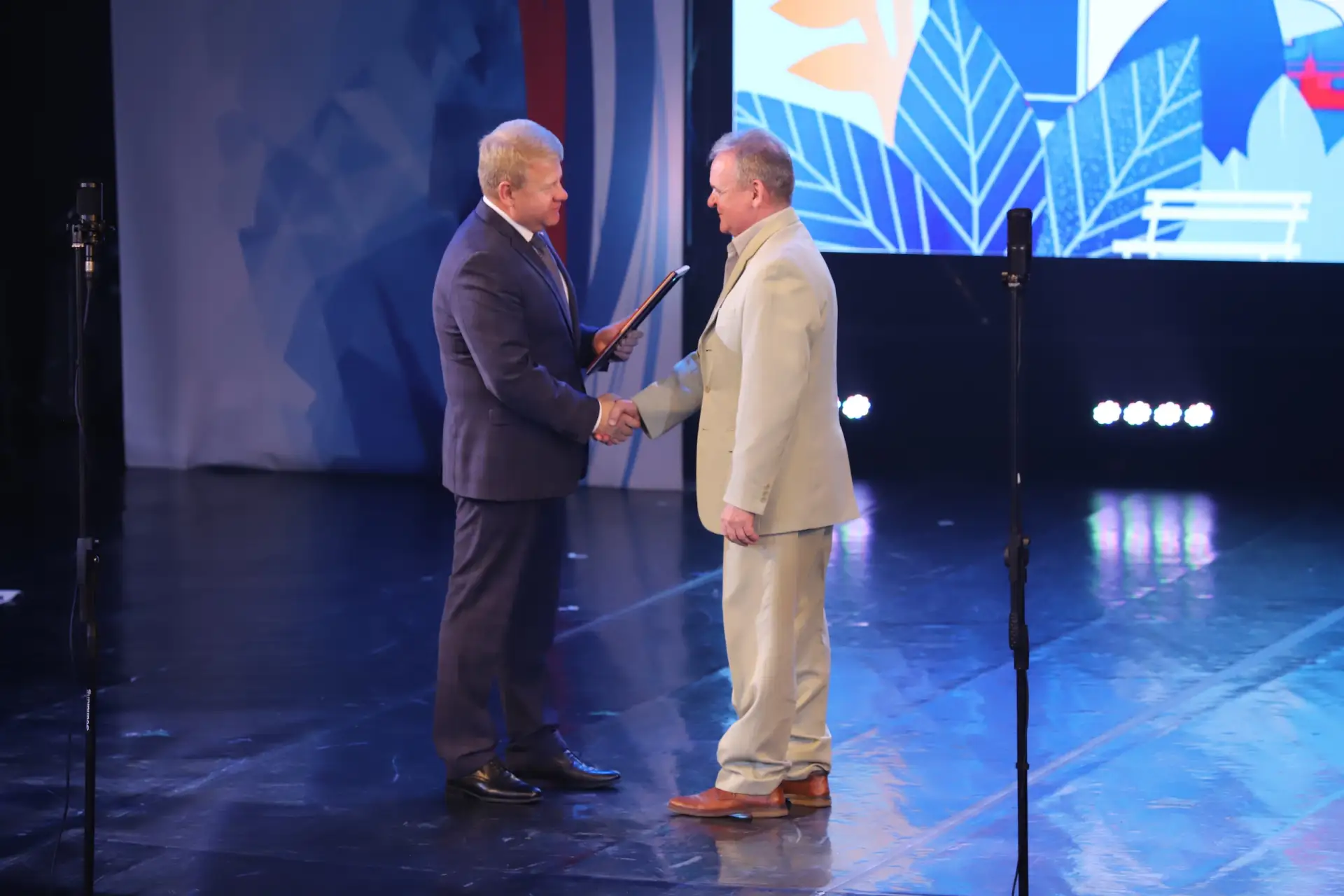 🏆 Поздравляем с заслуженной наградой!