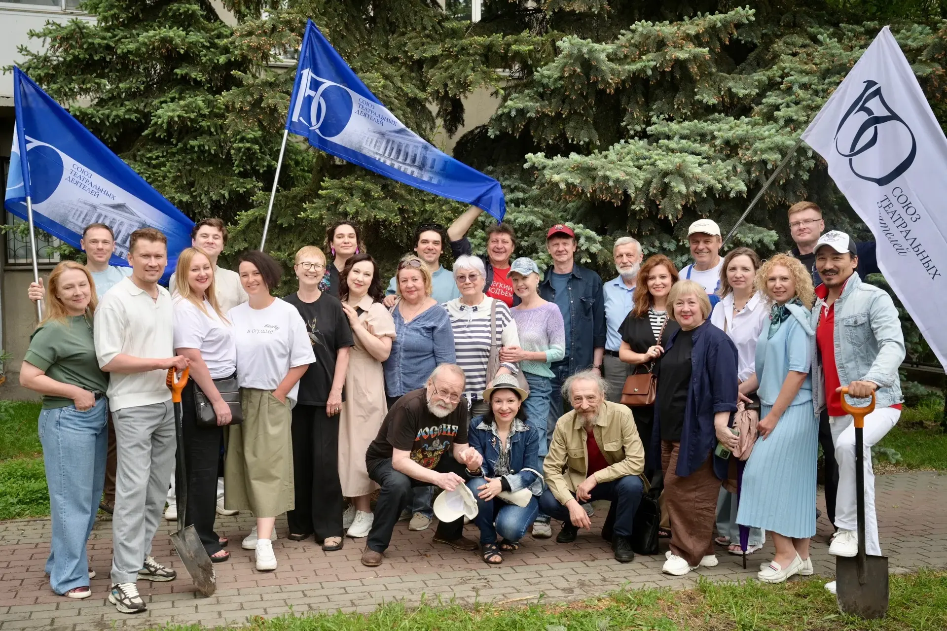 Новости, которые вы могли пропустить

🌺 Назначен первый заместитель министра культуры Красноярского