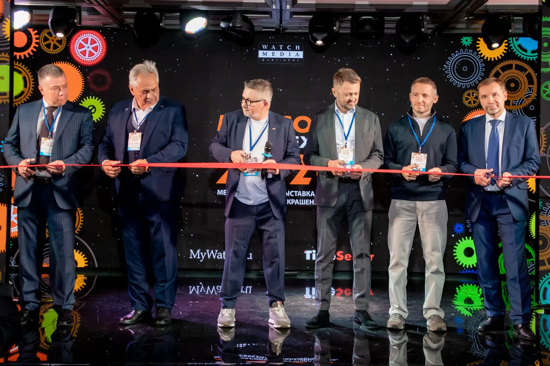 Делимся фотографиями первого дня Moscow Watch Expo и ждем вас на выставке сегодня и зав...