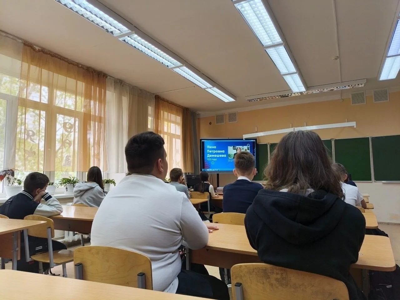 Разговоры о важом: Песни о войне. Ко дню победы.  Тема занятия «Песни о войне. Ко Дню Победы» посвящ