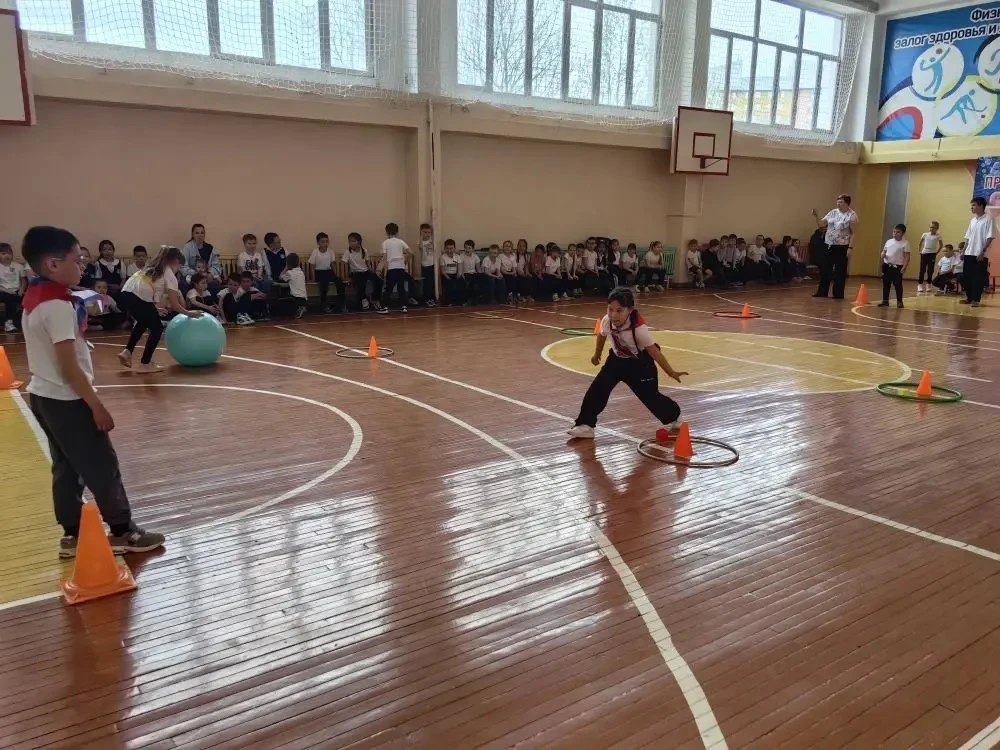 🏆 Спортивные надежды: «Олимпийские звездочки-2026»!  13 мая в нашей школе ярко и энергично завершилс