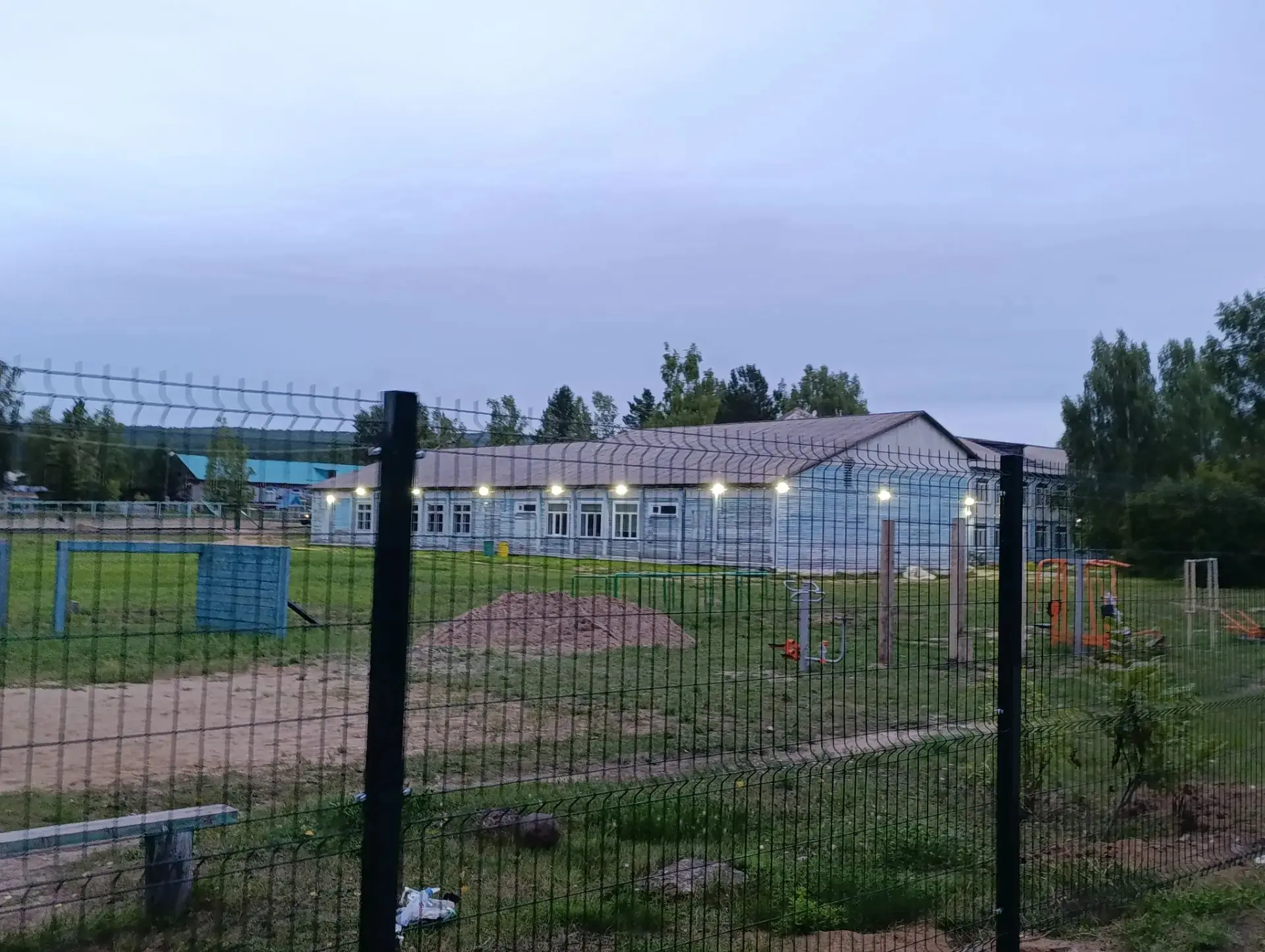 В  МКОУ Красногорьевской школе  завершается комплексный ремонт, направленный на повышен...