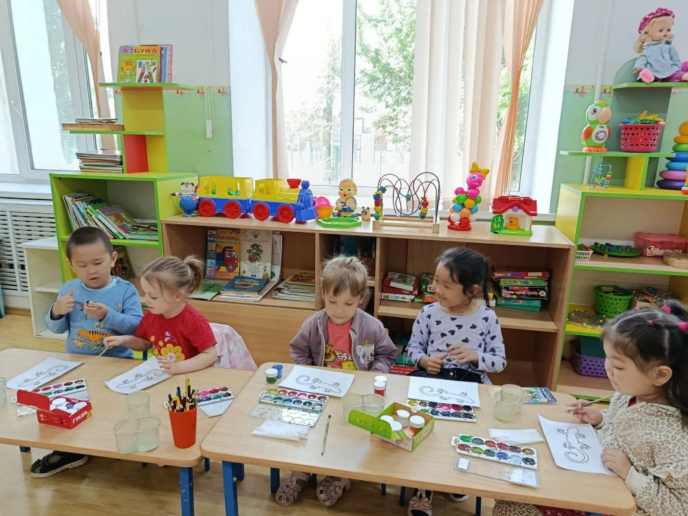 Сегодня в нашей группе «Ромашка» прошло увлекательное занятие «Знакомство с ящерицей»! ...