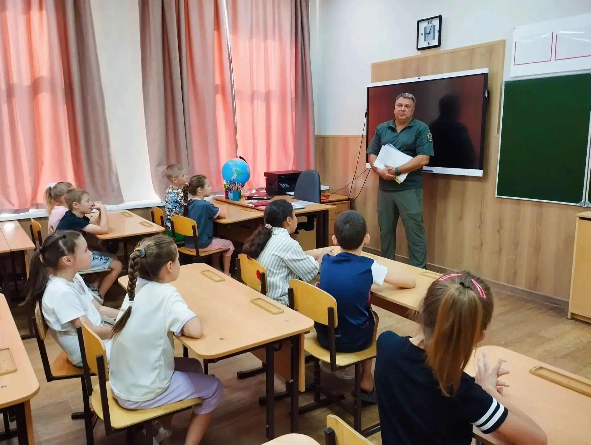 Перед началом нового учебного года, для учащихся проведена важная профилактическая бесе...