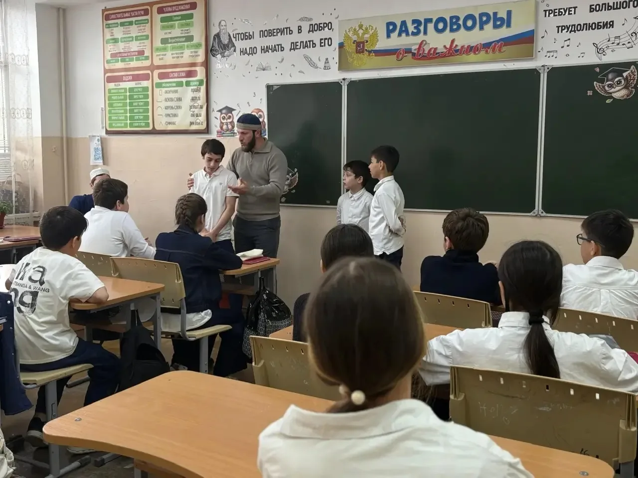 В целях недопущения осложнения оперативной обстановки и принятия соответствующих упреждающих мер реа