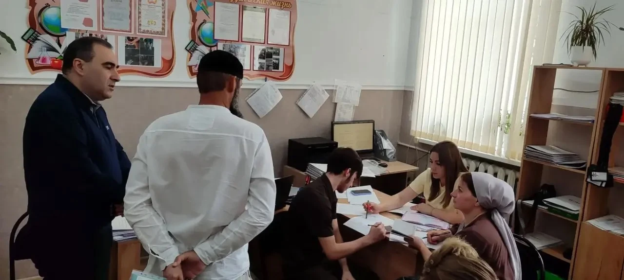 Приёмная кампания в техникуме продолжается!
Сегодня прошла встреча директора с абитуриентами и их ро
