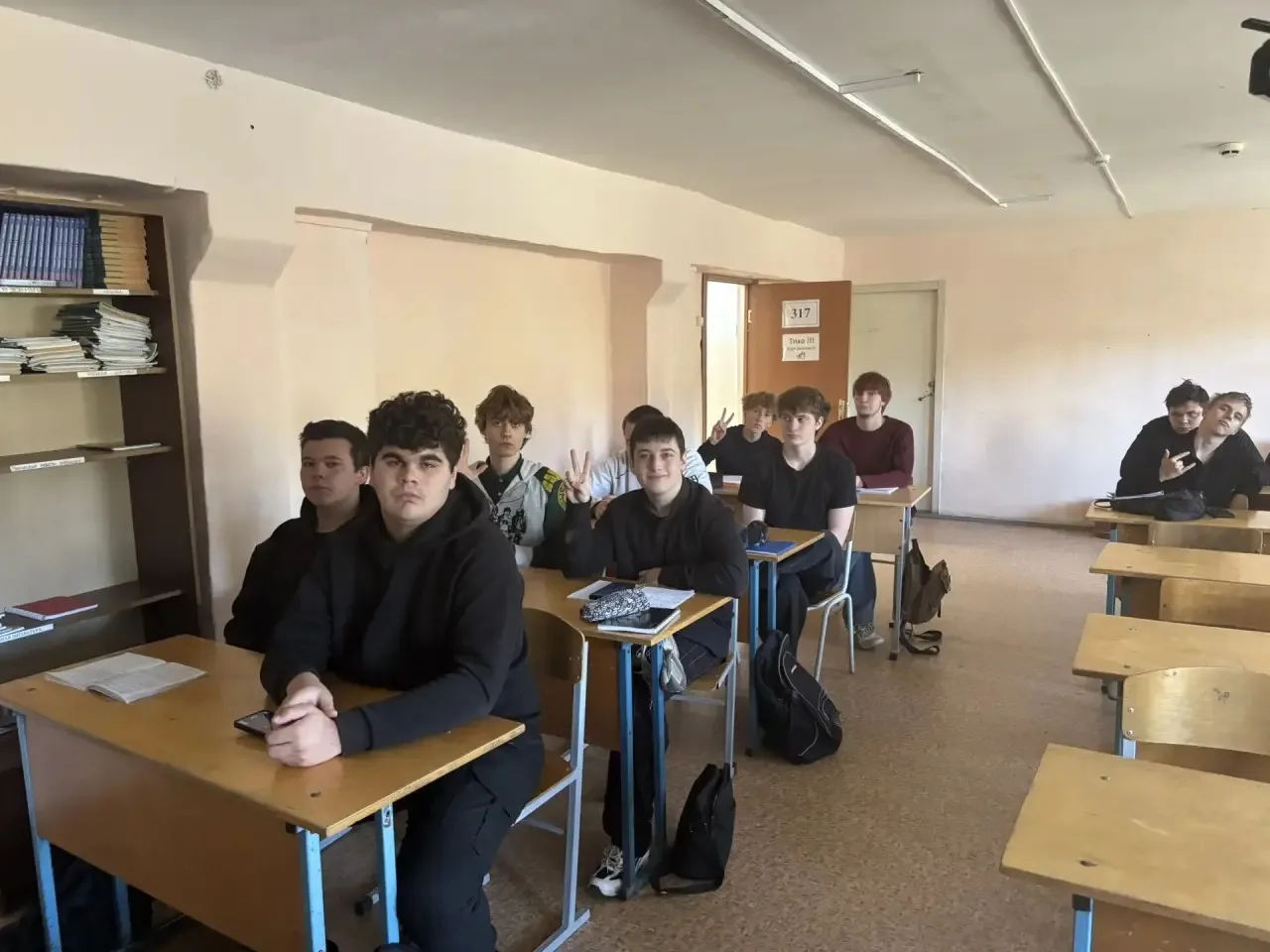 Сегодня мы отмечаем праздник, который сложно представить в нашей жизни. Потому что мы в...