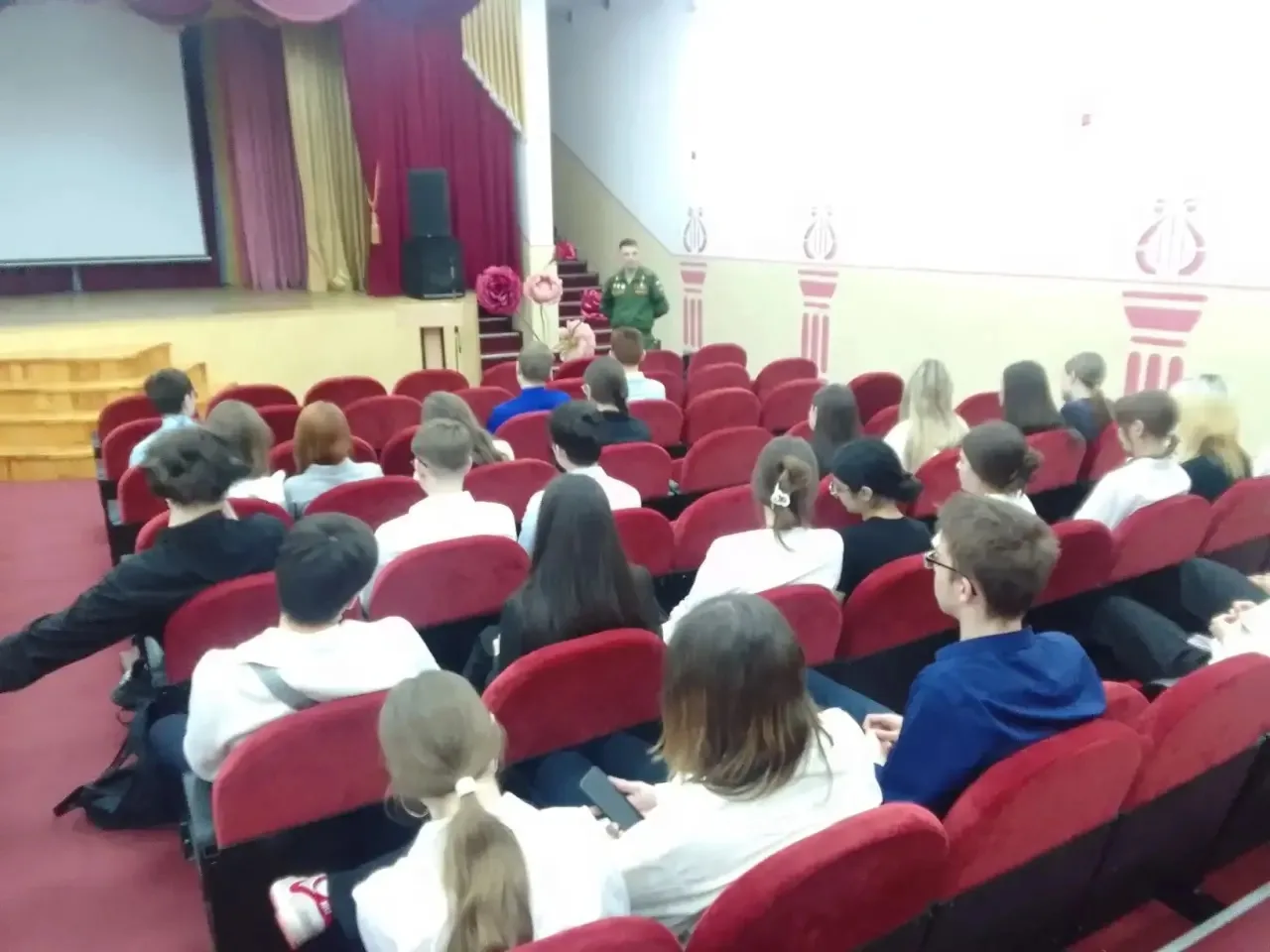В рамках патриотического воспитания и профессиональной ориентации молодежи к нашим десятиклассникам 