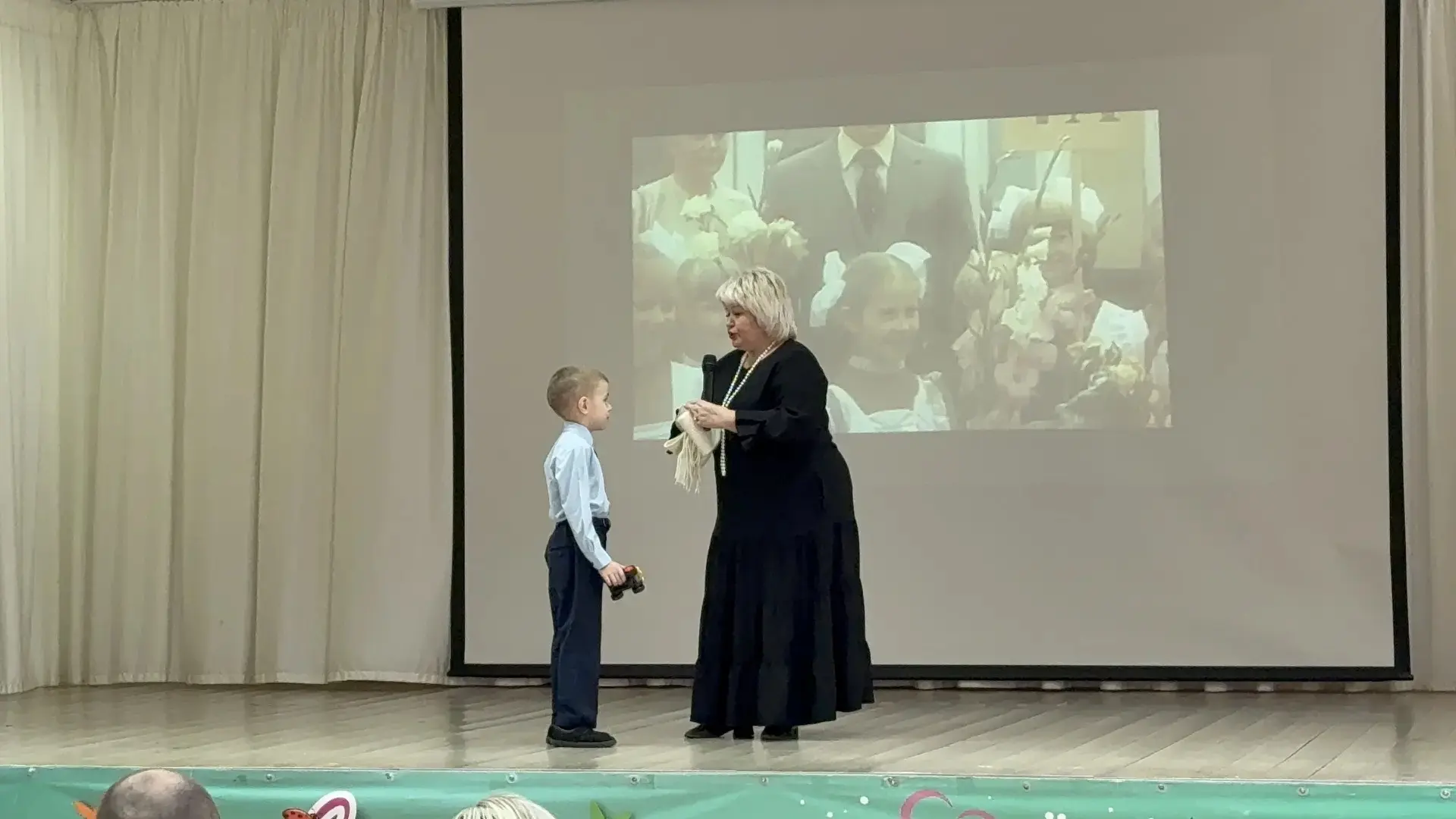 🕯 «Афганистан: память, которой не нужны сроки»  В нашей школе прошёл Урок мужества «Путь домой:возвр