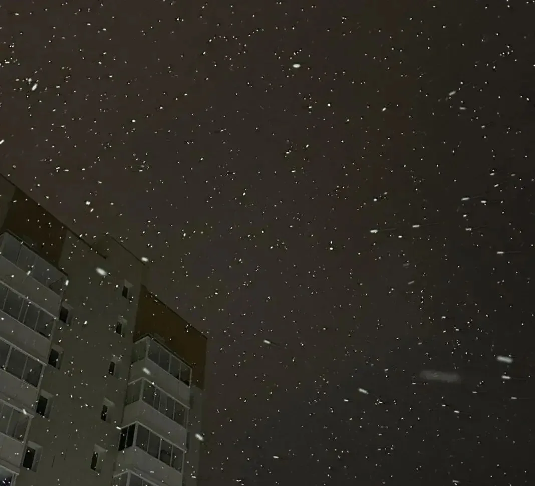 ⛈️ Мокрый снег, дождь и грозы: погода в Якутии 21 мая   Синоптики прогнозируют небольшой мокрый снег