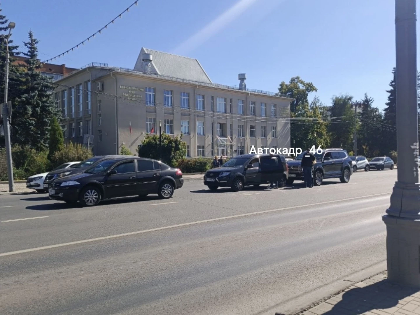 "Тройничёк" на Ленина