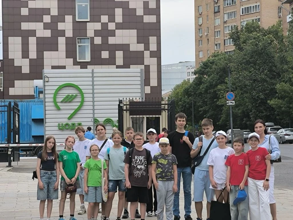 🚦 Экскурсия ЮИДовцев в ЦОДД

8 июня юные инспекторы движения из нашей школы и школы Зеленограда № 1