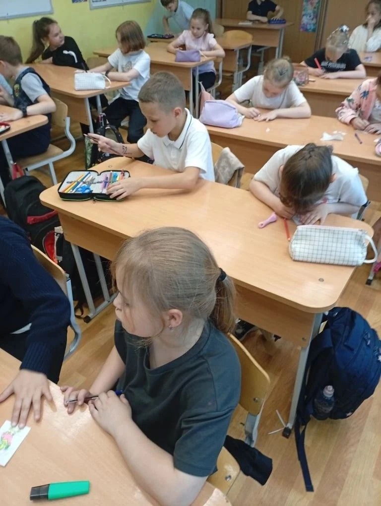 🌟 Итоговое занятие по программе «Орлята России» для 2 «В» класса: успешно завершаем учебный год! 🌟  