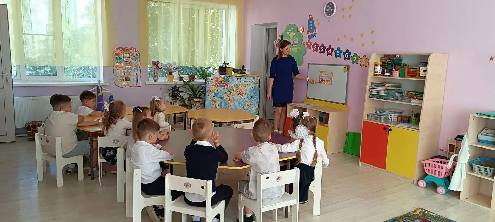Живут в России разные народы с давних пор 🌍.